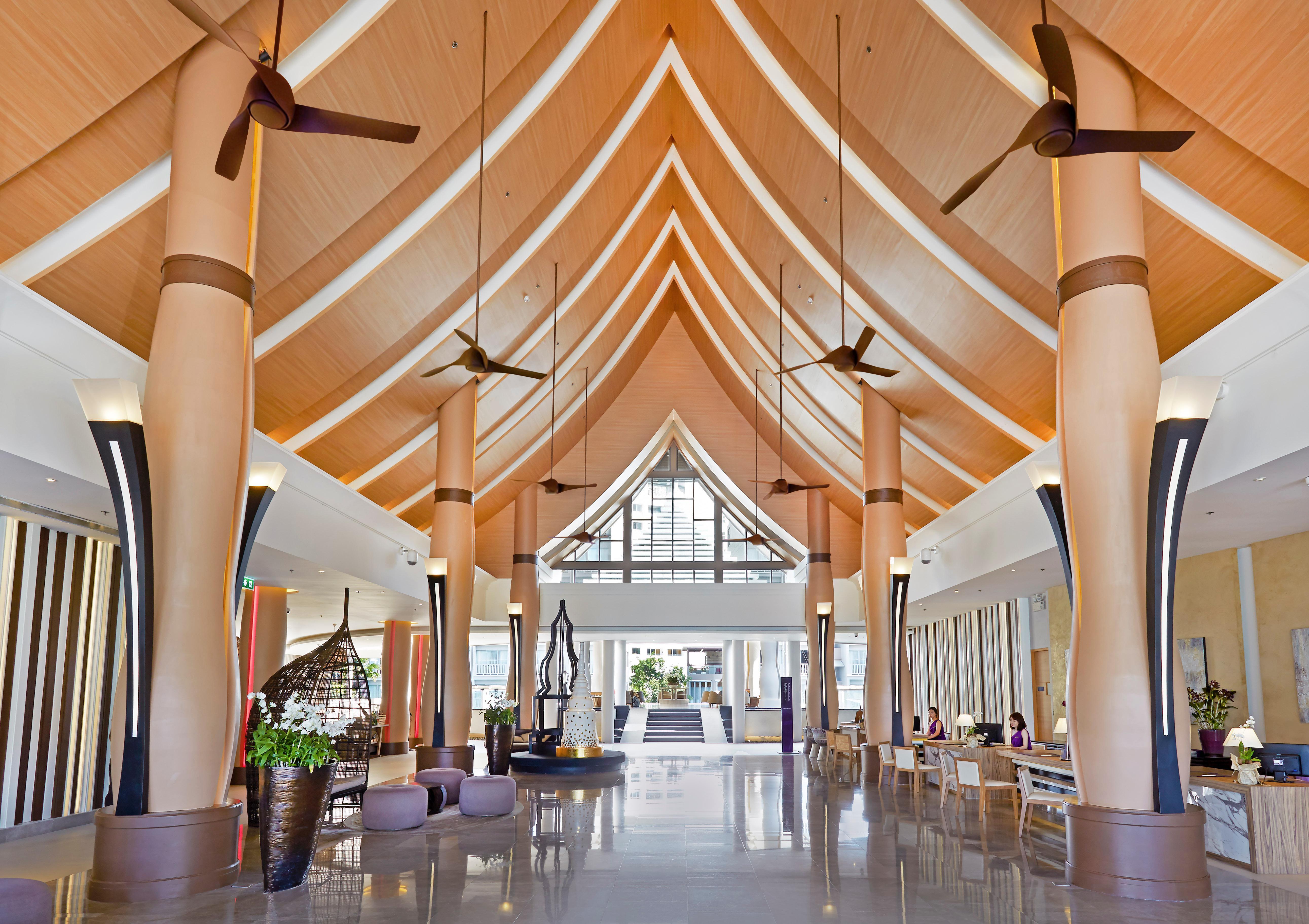 Grand Mercure Phuket Patong Hotel Exterior photo